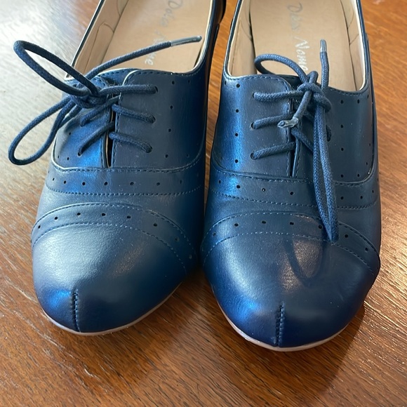 Dolce Nome Navy Blue Women's Heels, Size 39/8 - Picture 6 of 6